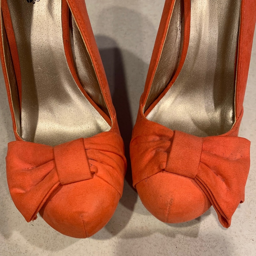 Charlotte Russe Suede Heels 👠